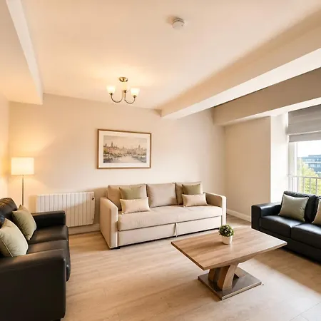 Luxury * Dublin